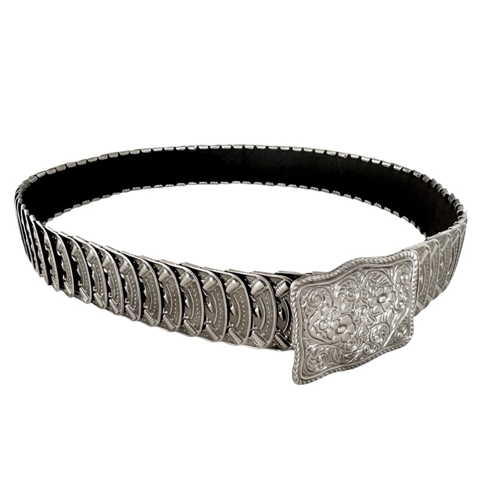 Vintage 1980s Silver Women's Belt with Intricate Buckle